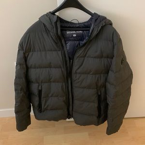 Gently Used Michael Kors Insulated hooded Puffer jacket w/ arm logo, Must See!!